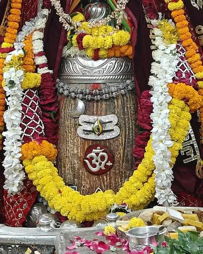 aaja-ka-bhasamarata-sharagara-tarapada-canathara-oms-oura-ratharakashha-ka-mal-sa-aisa-saja-bb-mahakal-ka-bhaka_52e4076b12dc7541476d4518e9554b72