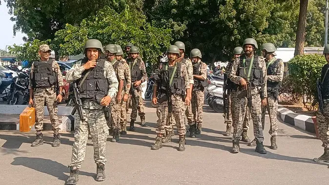 देश के विभिन्न सीआरपीएफ स्कूलों को मिली बम की धमकी, स्कूल प्रबंधनों को मिले ईमेल से मचा हड़कंप