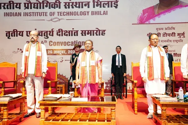 IIT भिलाई दीक्षांत समारोह: 'छत्तीसगढ़ आदिवासी संस्कृति और परंपरा से समृद्ध है' - राष्ट्रपति द्रौपदी मुर्मु