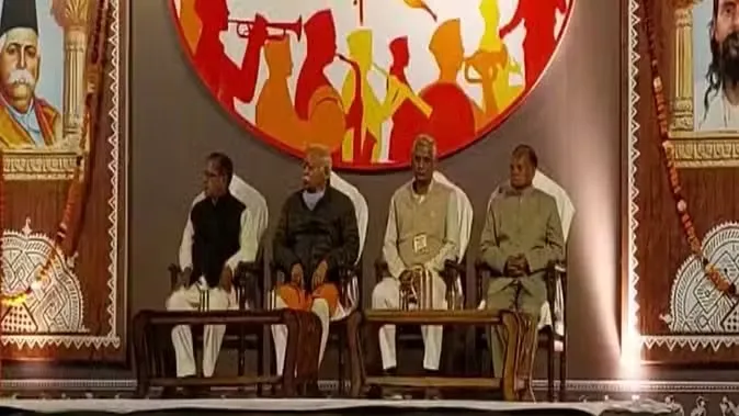 संघ के सर संघचालक डॉ. मोहन भागवत पहुंचे ग्वालियर, यहीं मनाएंगे दिवाली का पर्व