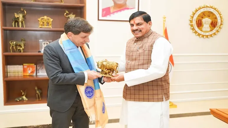 फ्रांस के महावाणिज्य दूत ने CM मोहन से की मुलाकात