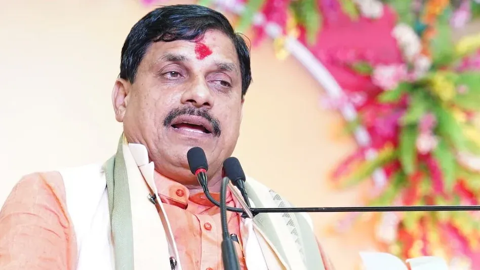 54 लाख बच्चों को सिंगल क्लिक से मिली 324 करोड़ की राशि, CM मोहन यादव ने 14 शिक्षकों को भी किया सम्मानित
