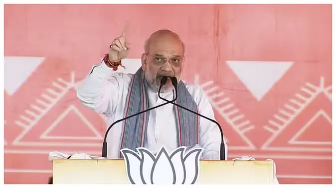 महाराष्ट्र की चार रैलियां छोड़ अचानक दिल्ली रवाना हुए अमित शाह