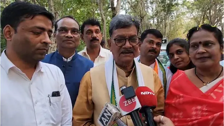सरकार के लोग चलाते हैं महादेव सट्टा ऐप, नेता प्रतिपक्ष महंत का सनसनीखेज आरोप