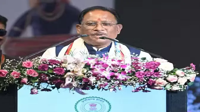 जनजातीय गौरव दिवस: सीएम विष्णुदेव साय ने बैगा, गुनिया, सिरहा को सम्मान निधि दिए जाने की घोषणा की
