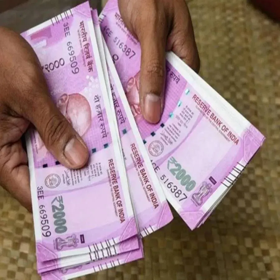 EMI भरते समय कहीं आप भी तो नहीं करते ये गलती, एक चूक और हो जाएगा बड़ा नुकसान
