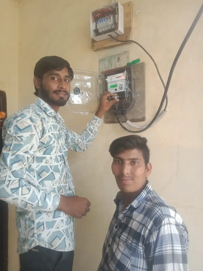 भोपाल में घर-घर में लगाए जा रहे हैं स्मार्ट मीटर, मोबाइल-DTH की तरह रिचार्ज होंगे