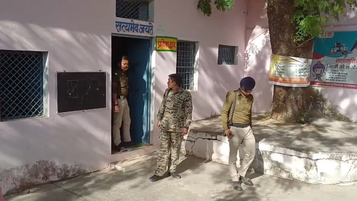 MP में दिल दहला देने वाली वारदात, छात्र ने प्रिंसिपल को स्कूल में उतारा मौत के घाट