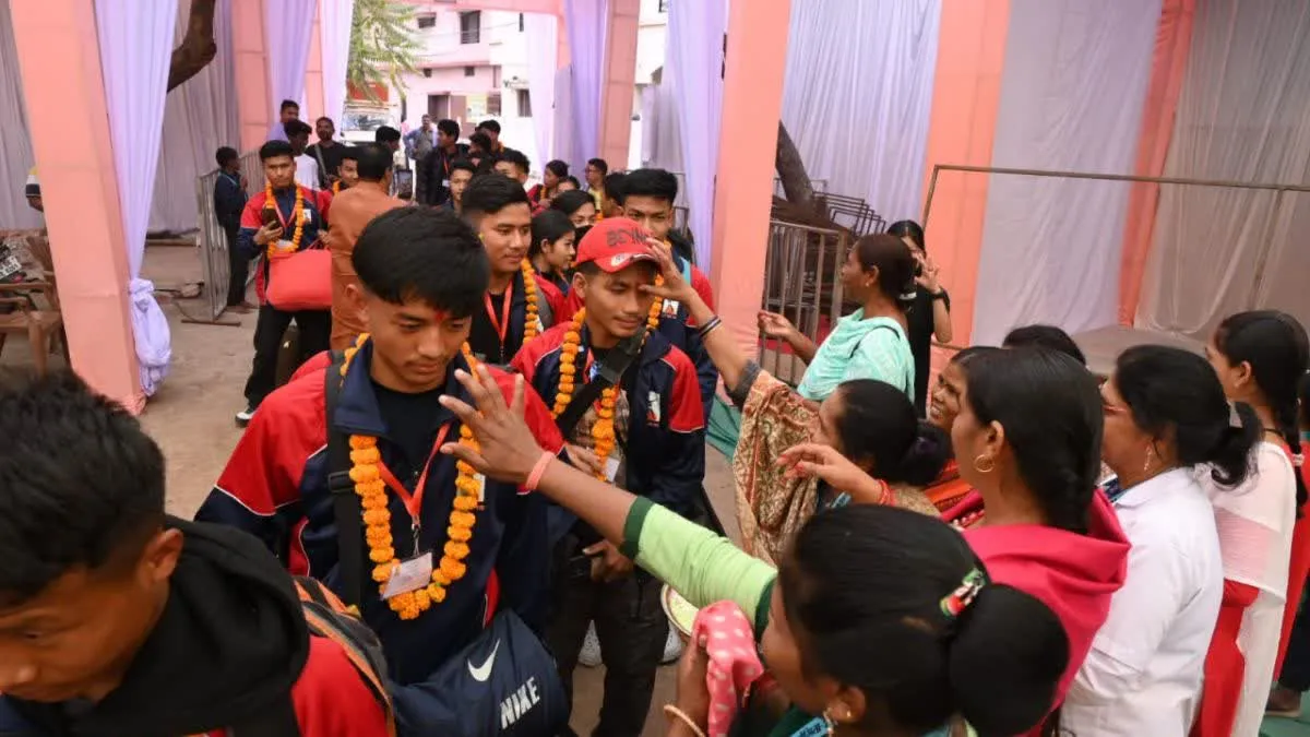 राष्ट्रीय वनवासी क्रीड़ा प्रतियोगिता: देशभर के खिलाड़ियों का रायपुर पहुंचना शुरू