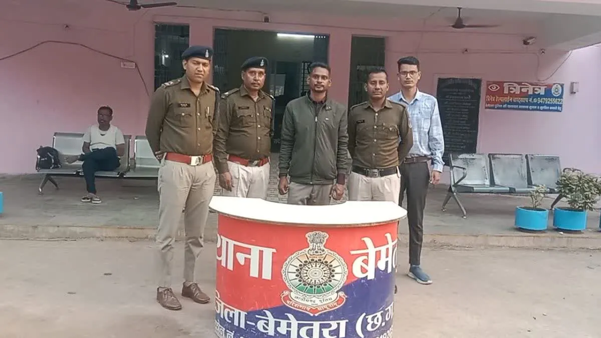 पोस्टऑफिस में सुकन्या समृद्धि योजना, फिक्स डिपॉजिट के लाखों रुपयों का गबन