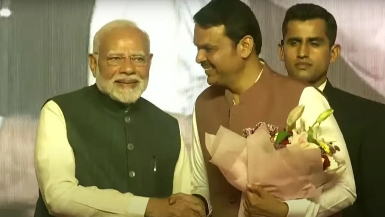 तीसरी बार CM बने देवेंद्र फडणवीस, मुख्यमंत्री पद की ली शपथ