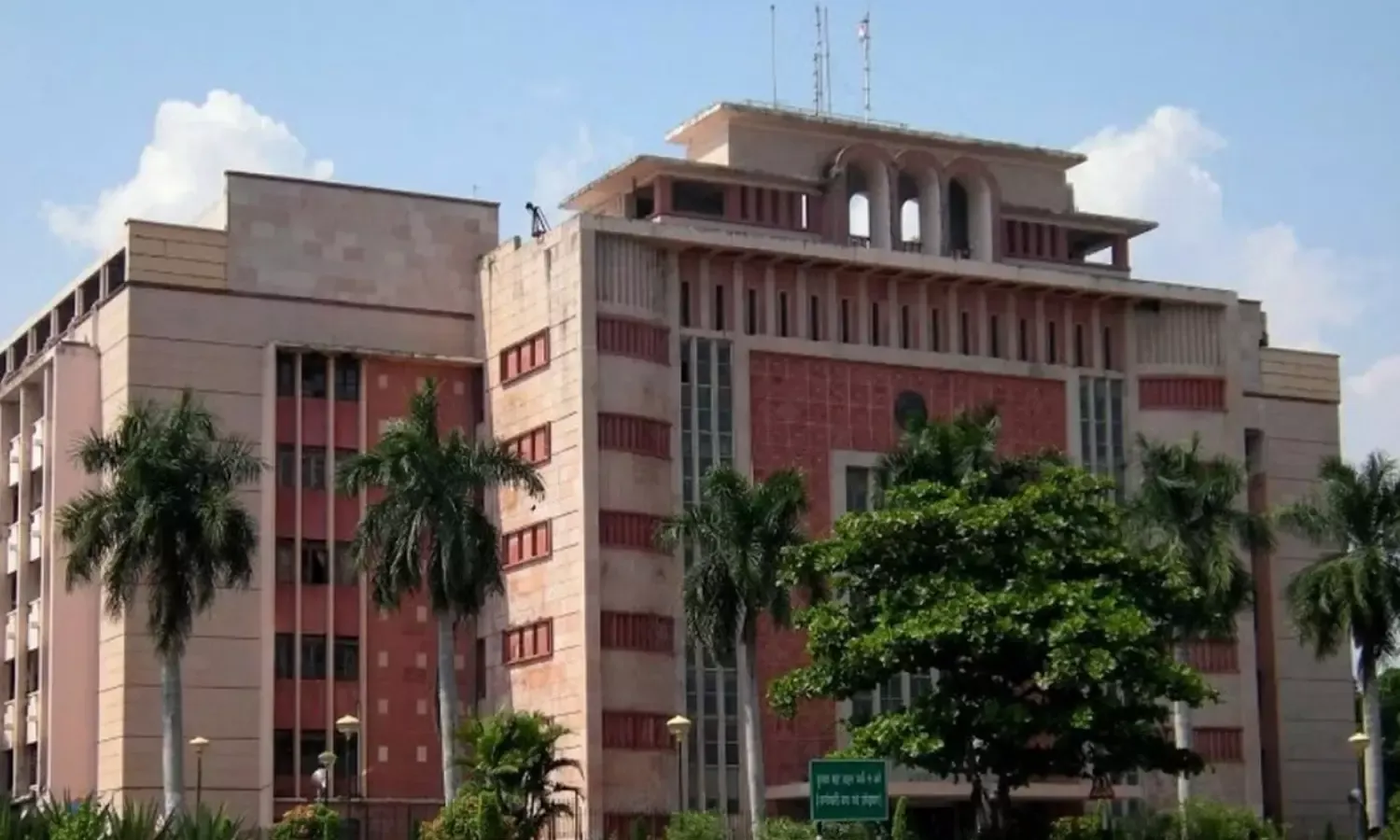 नए साल से पहले 82 अफसरों को मिला पदोन्नति का तोहफा, प्रदेश को मिले दो नए प्रमुख सचिव, देखें पूरी लिस्ट
