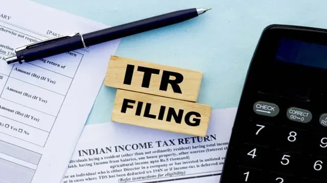 CBDT ने इन लोगों के लिए बढ़ाई Income Tax रिटर्न फाइल करने की लास्ट डेट, जानें नई समयसीमा