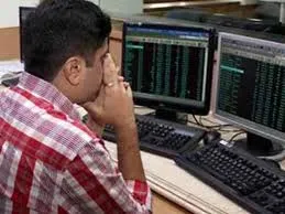 2025 में निवेश पर कहां मिलेगा बंपर रिटर्न? सोना, चांदी, म्यूचुअल फंड, शेयर या रियल एस्टेट, जानें