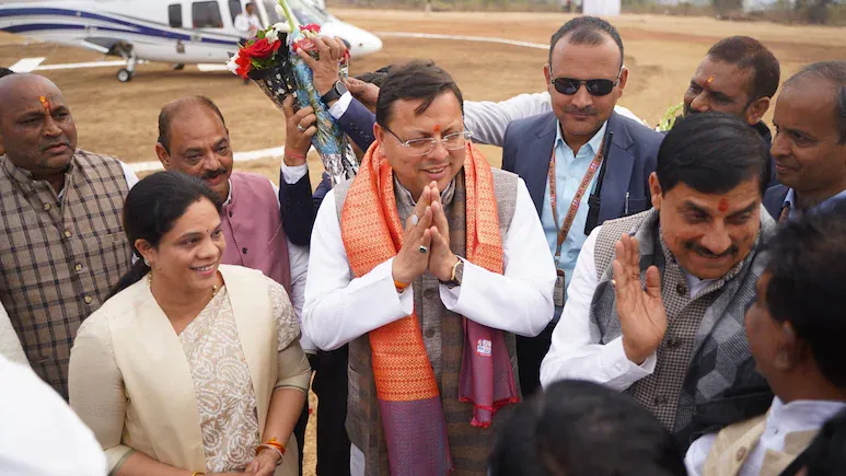 CM यादव ने सागर को दी करोड़ों की सौगात, धामी ने कहा- 