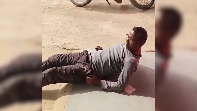 शराब में धुत शिक्षक पहुंच गया स्कूल, शिक्षा विभाग ने तुरंत ले लिया ये बड़ा एक्शन