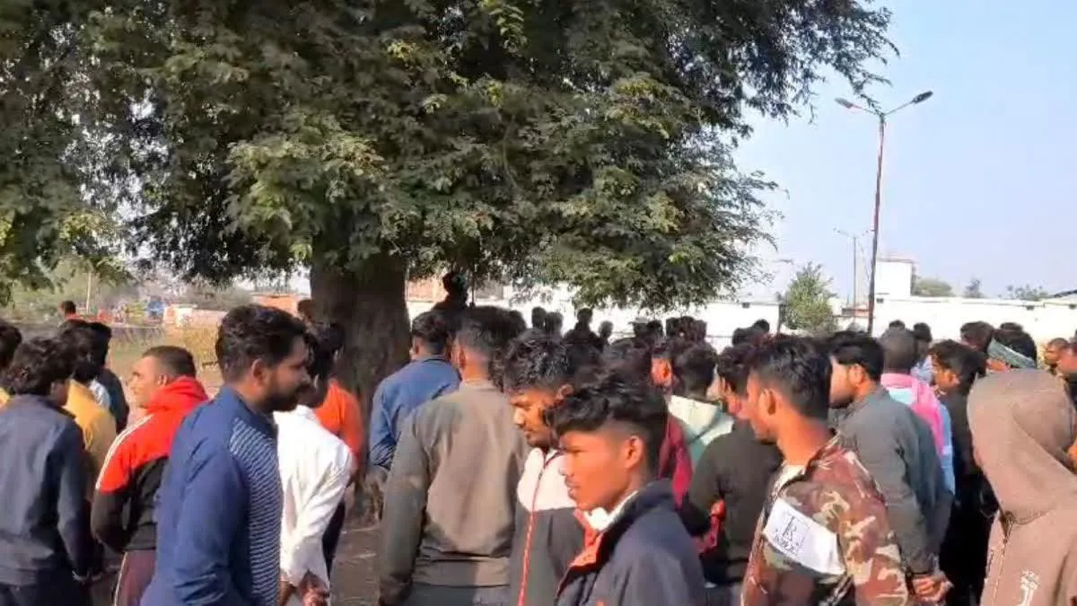 मांग में सिंदूर भरने के बाद प्रेमी जोड़े ने की आत्महत्या