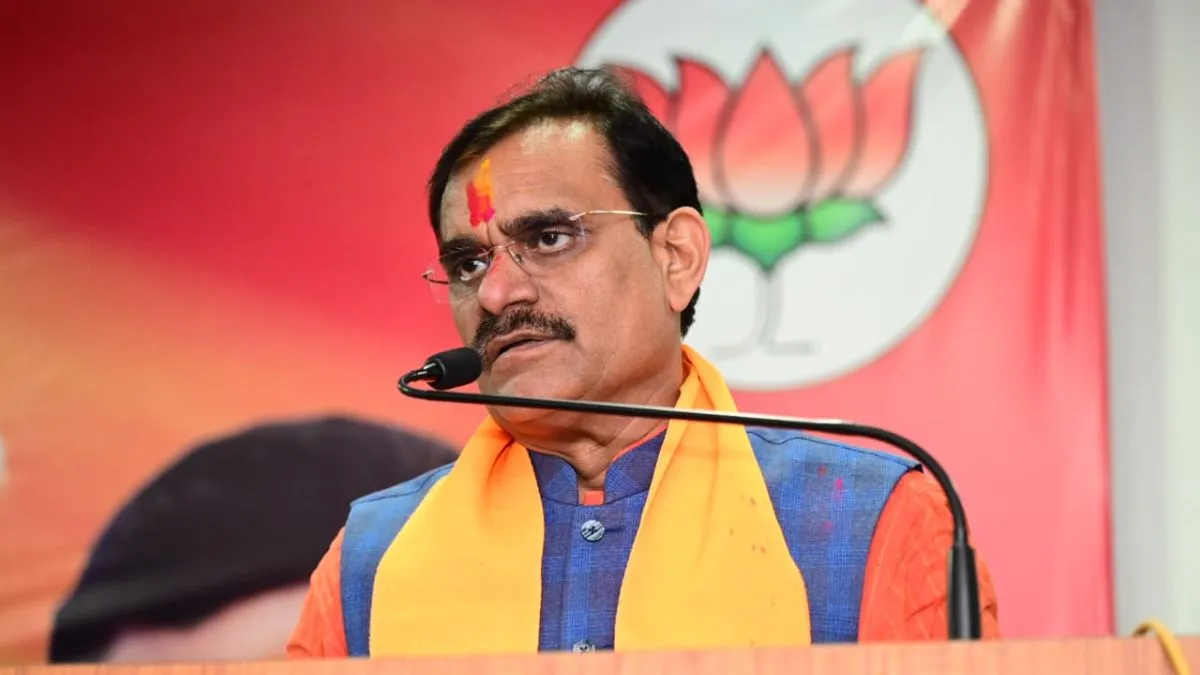 भाजपा में हड़कंप! झूठी उम्र बताकर मंडल अध्यक्ष बने लोग, 100 शिकायत मिलीं तो पार्टी ने लिया एक्शन, यहां चुनाव रद्द