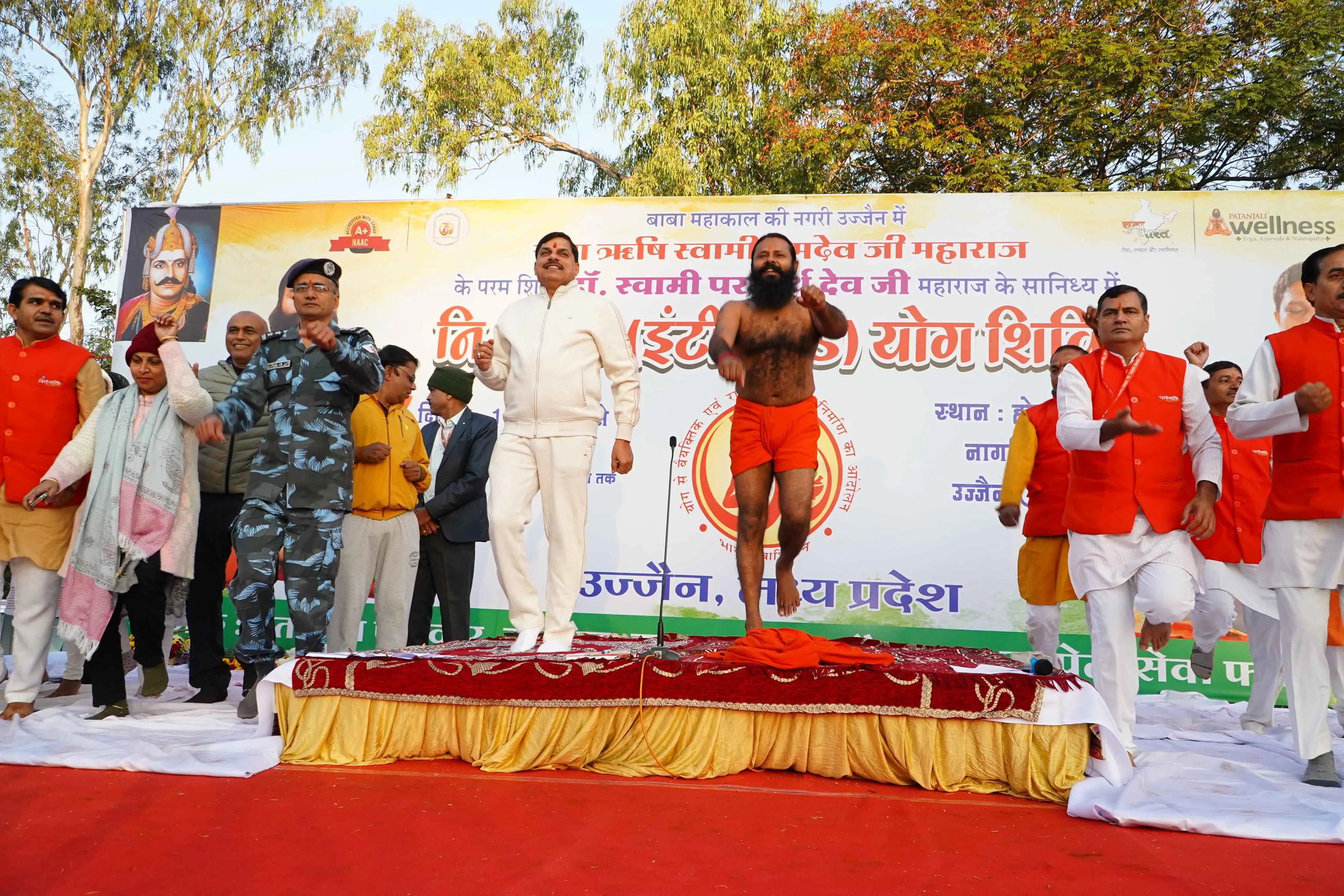 सीएम यादव ने शिविर में किया योग, कहा- योग मनोयोग से होता है, सहयोग से नहीं