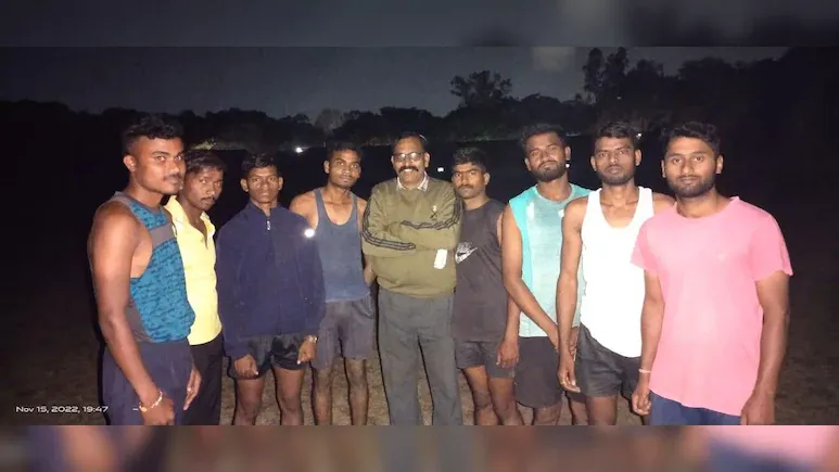 आलबरस गांव के 45 से ज्यादा बेटे कर रहे देश की सेवा, कोई बॉर्डर पर तो नक्सलियों के गढ़ में तैनात 