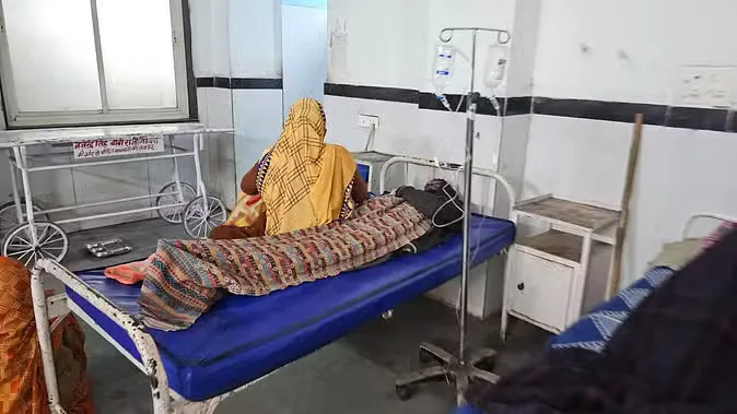 पति को पत्नी के साथ मनाना था नया साल, वह मायके में रहना चाहती थी, ऐसे बिगड़ी बात, पहुंच गए अस्पताल