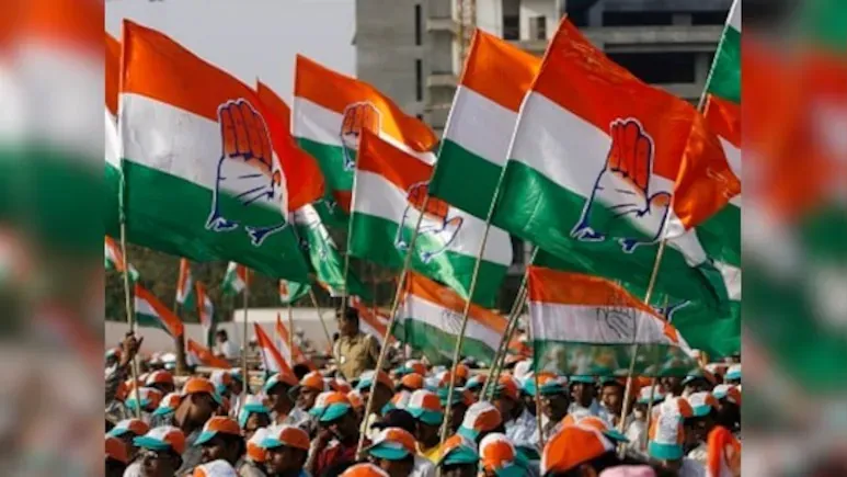 धमतरी में कांग्रेस को दोहरा झटका, महापौर और पार्षद के प्रत्याशी का नामांकन रद्द