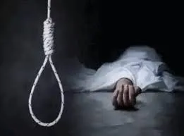  इकलौती बेटी ने फांसी लगाकर दी जान, परिवार में 8 साल बाद हुई थी बेटी