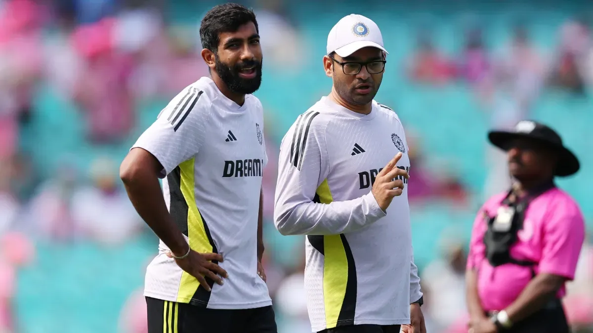 Champions Trophy: टीम इंडिया को लग सकता है करारा झटका, बुमराह इतने दिन के लिए हो सकते हैं बाहर