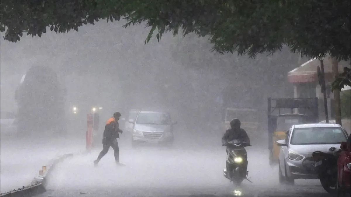 2 दिन भारी बारिश का अलर्ट! 20 राज्यों में कोहरे और शीतलहर की चेतावनी, जानें देशभर में कैसा रहेगा मौसम?