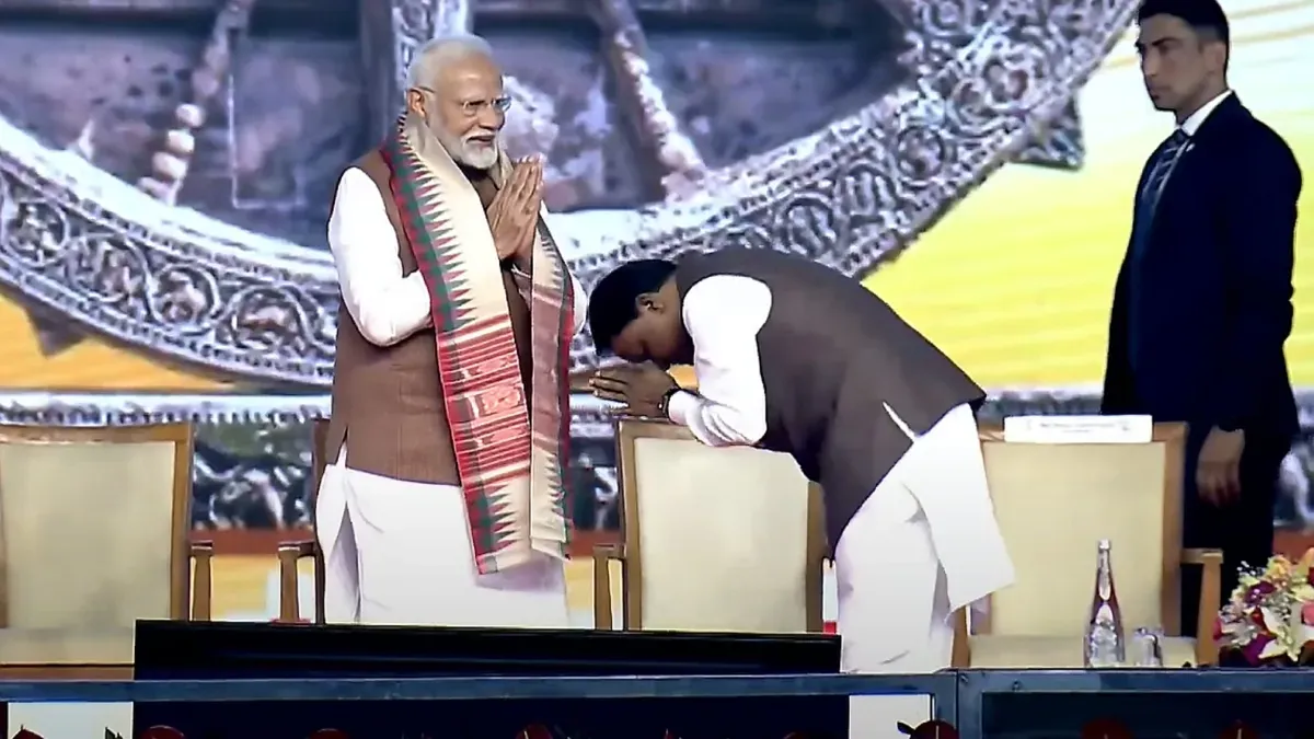 प्रवासी भारतीय दिवस सम्मेलन में PM मोदी बोले- भविष्य युद्ध में नहीं, बल्कि बुद्ध में है