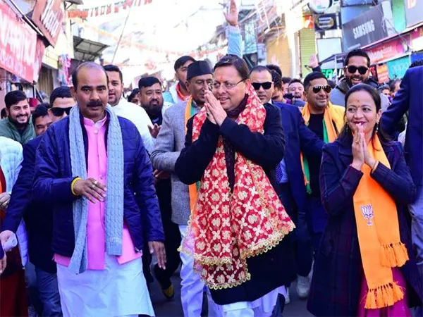पिथौरागढ़ में भाजपा मेयर प्रत्याशी के पक्ष में 'सीएम धामी' ने मांगे वोट,  गिनाई उपलब्धियां