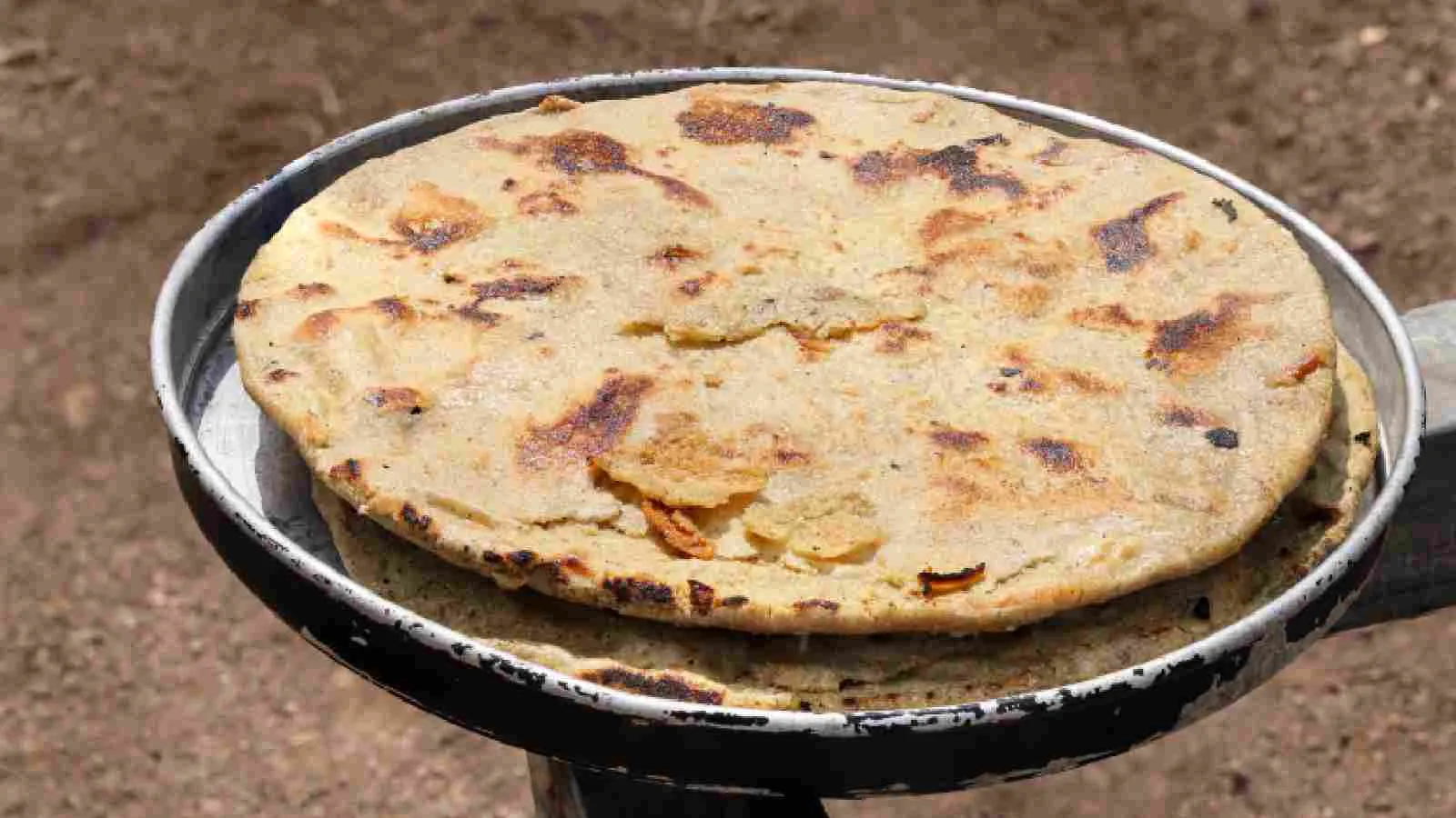 सर्दियों में बस एक महीने खा लें इस आटे से बनी रोटी, कई बीमारियों का हो जाएगा नाश, वजन होगा कम