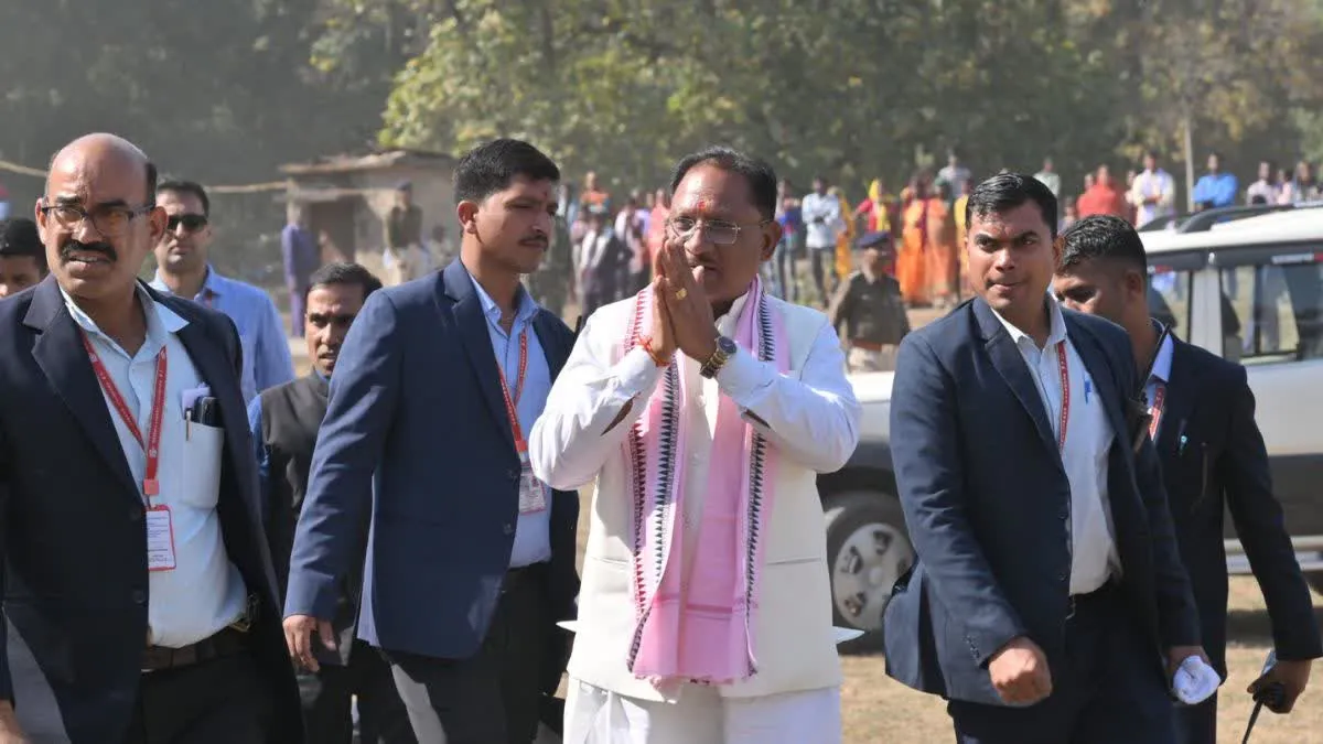 महाकुंभ स्नान के लिए सीएम विष्णुदेव साय का कैबिनेट के साथ प्रयागराज दौरा