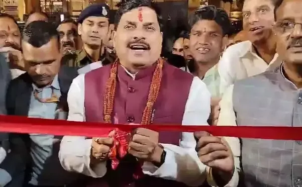 महाकाल महालोक में 'सम्राट अशोक सेतु' का उद्घाटन, श्रद्धालुओं की मौज