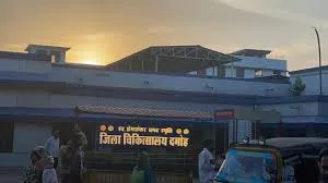 प्रयागराज महाकुंभ यात्रा के दौरान ट्रेन में महिला की मौत, भीड़भाड़ से बिगड़ी तबीयत