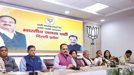 शपथग्रहण में केजरीवाल-आतिशी भी होंगे शामिल? बीजेपी ने भेजा न्योता