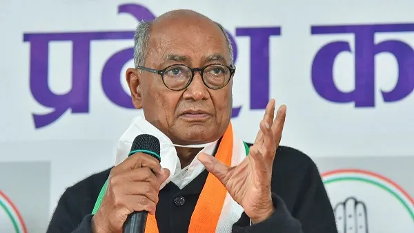 पूर्व CM दिग्विजय सिंह ने उठाई मांग, कहा - निजी गाड़ियों में हूटर के दुरुपयोग पर हो सख्त कार्रवाई