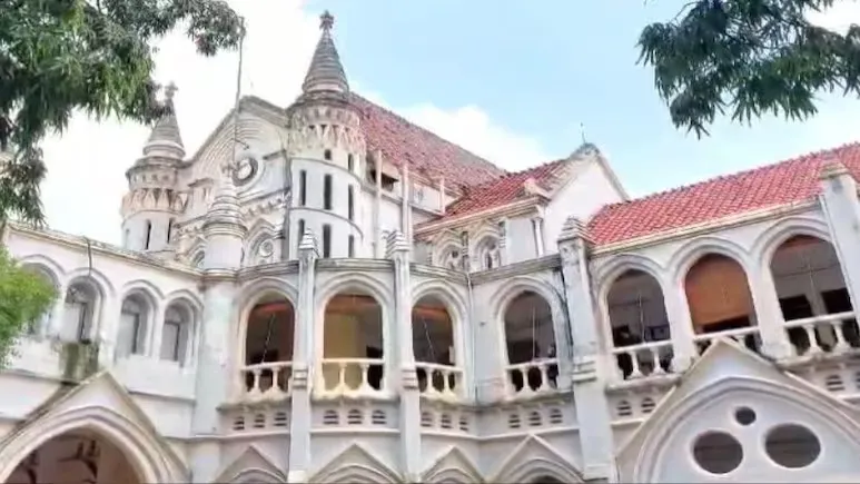 MP हाई कोर्ट में यूनियन कार्बाइड के जहरीले कचरे पर सुनवाई, ट्रायल रन को मंजूरी! 27 मार्च को आएगी रिपोर्ट