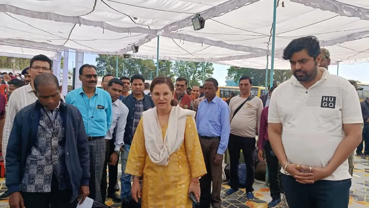 कोरिया पंचायत चुनाव में लापरवाही पर डिप्टी इंजीनियर सस्पेंड, कलेक्टर मैडम का एक्शन