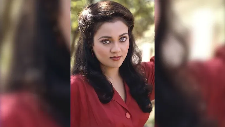 मंदाकिनी के बेटे के लुक ने दिया बड़े-बड़े हीरो को मात, पर्सनालिटी ऐसी बन सकते हैं सुपरस्टार, फोटो देख लोग बोले- स्टारकिड हो तो ऐसा