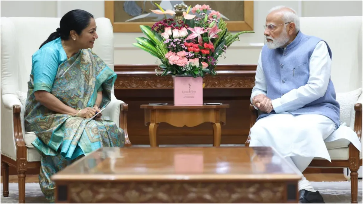 रेखा गुप्ता ने पीएम मोदी से की मुलाकात
