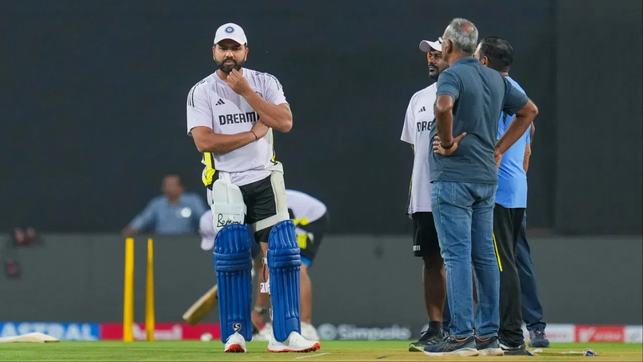 रोहित शर्मा खेलेंगे करियर की आखिरी सीरीज, 1,32,000 फैंस बनेंगे इस ऐतिहासिक पल का गवाह!
