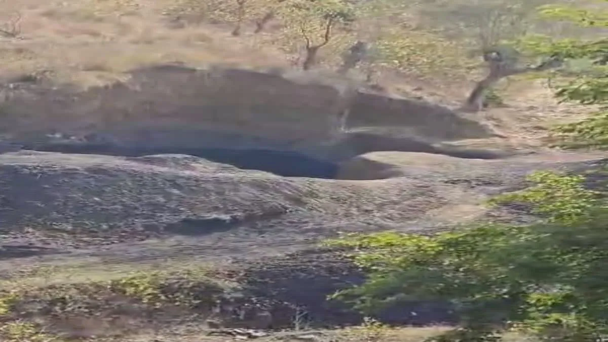 शहडोल में अवैध कोयला खदान में हादसा, मिट्टी के नीचे दबने से पति-पत्नी की मौत