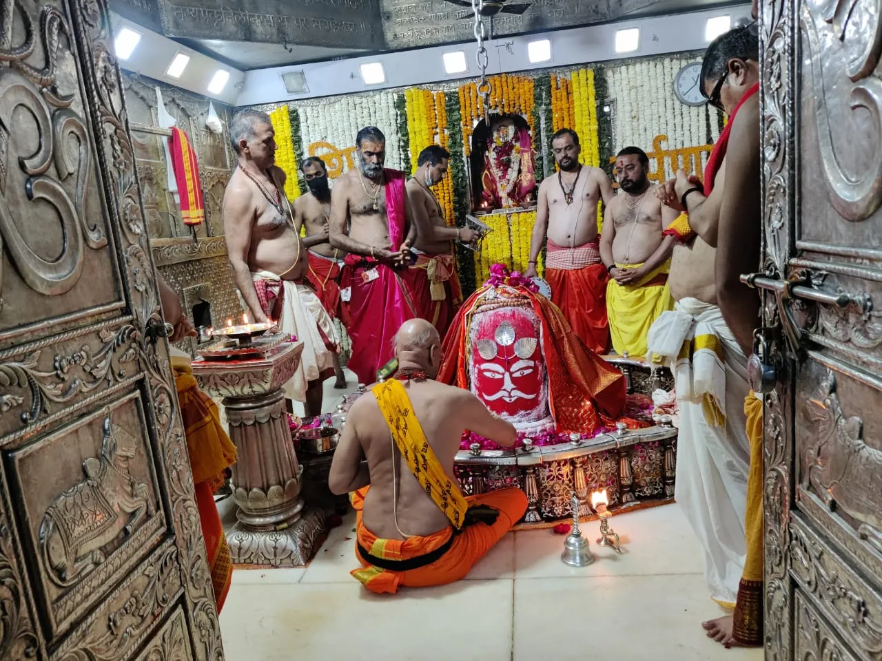 ढाई किलोमीटर की पैदल तपस्या, फिर मिलेगा महाकाल का दर्शन, जानें क्या है महाशिवरात्रि की तैयारी