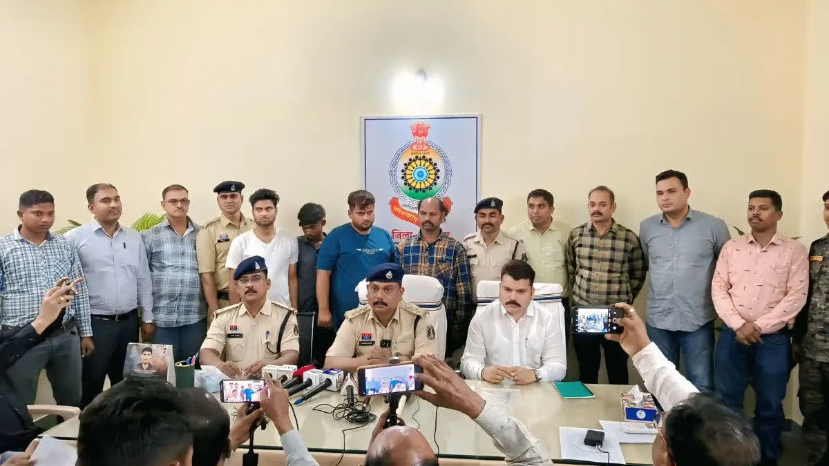 तहसीलदार से लूट, भिलाई से ऑटो किराए पर लेकर पहुंचे थे आरोपी 
