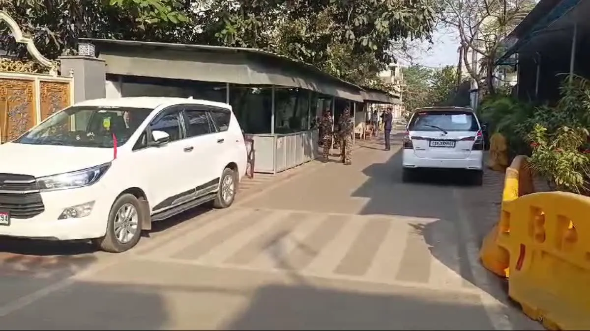 छत्तीसगढ़ के पूर्व सीएम भूपेश बघेल के घर ईडी की रेड