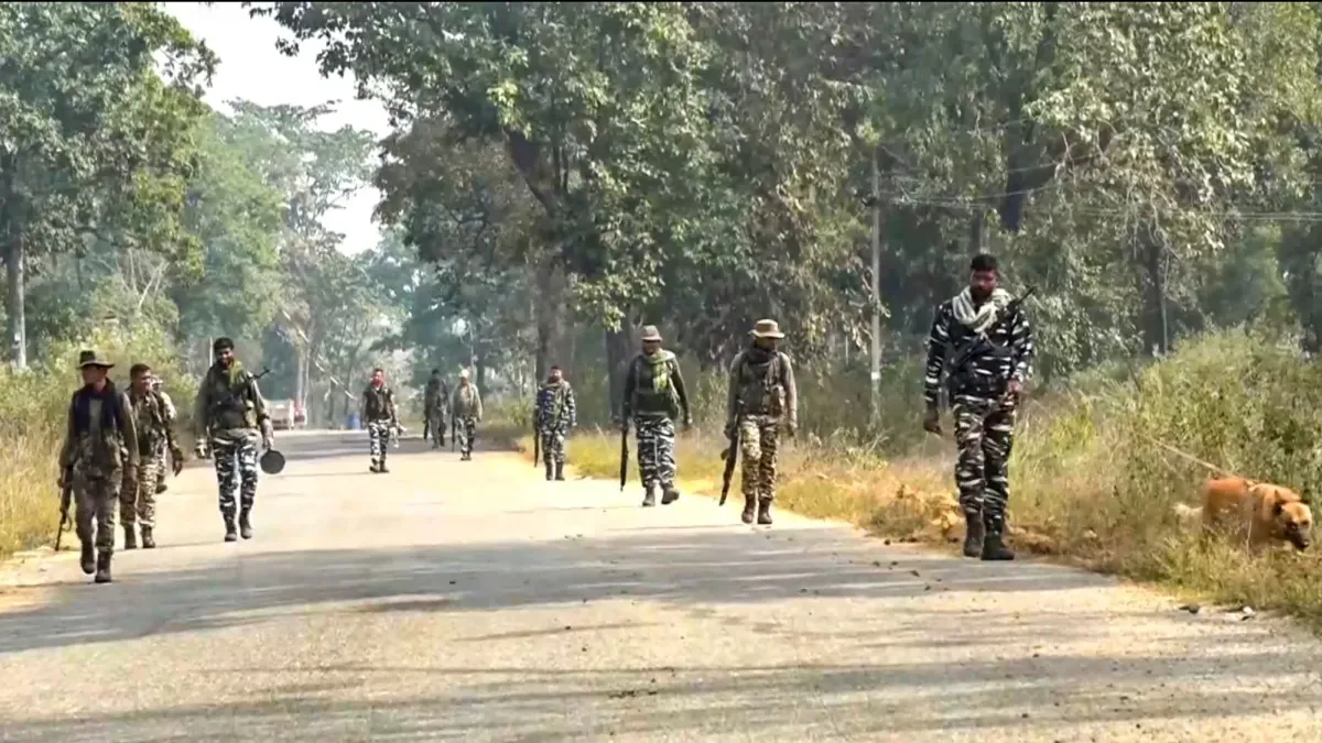 छत्तीसगढ़: बीजापुर में मुठभेड़ में 22 नक्सली ढेर, एक जवान ने भी गंवाई जान