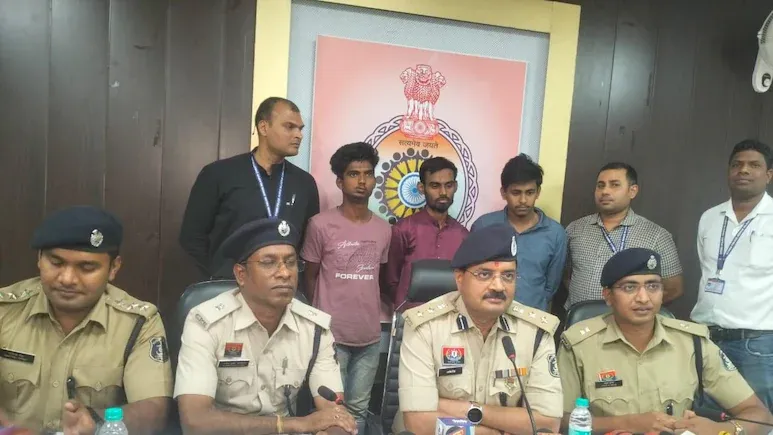 छत्तीसगढ़ पुलिस ने 15 करोड़ रुपये की ठगी का किया खुलासा, क्रिप्टोकरेंसी में होता था लेन-देन, ऐसे खुला राज