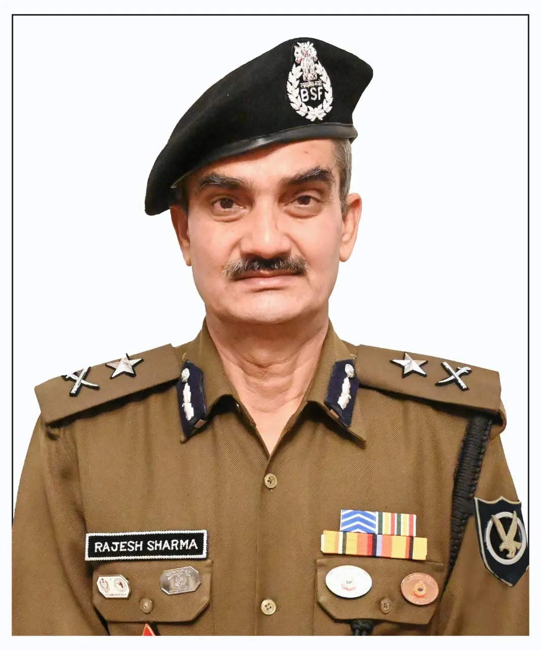 अचानक बेचैन हुए और तोड़ दिया दम, BSF आईजी की हार्ट अटैक से मौत