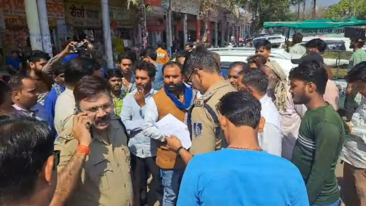 मारपीट और जातिसूचक शब्दों के इस्तेमाल से आहत 12 साल के बच्चे ने दी जान